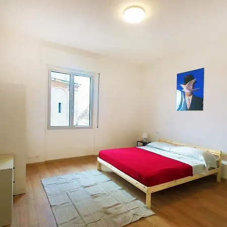 Casa Magritte Vicino A Ospedale E Spiaggia Apartment